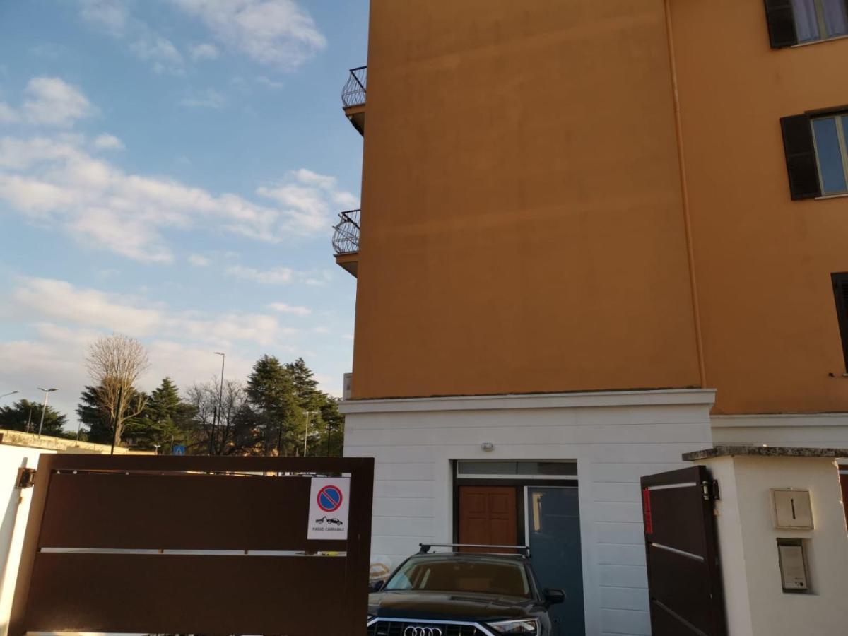Appartamento Officinale Apartment, Pineta Sacchetti Roma