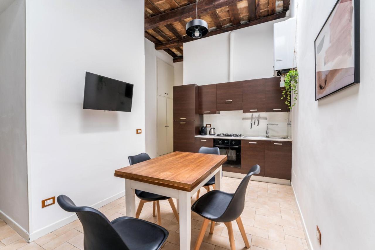 Apartamento Nora's Home, Charmy In The Heart Of Trastevere Roma