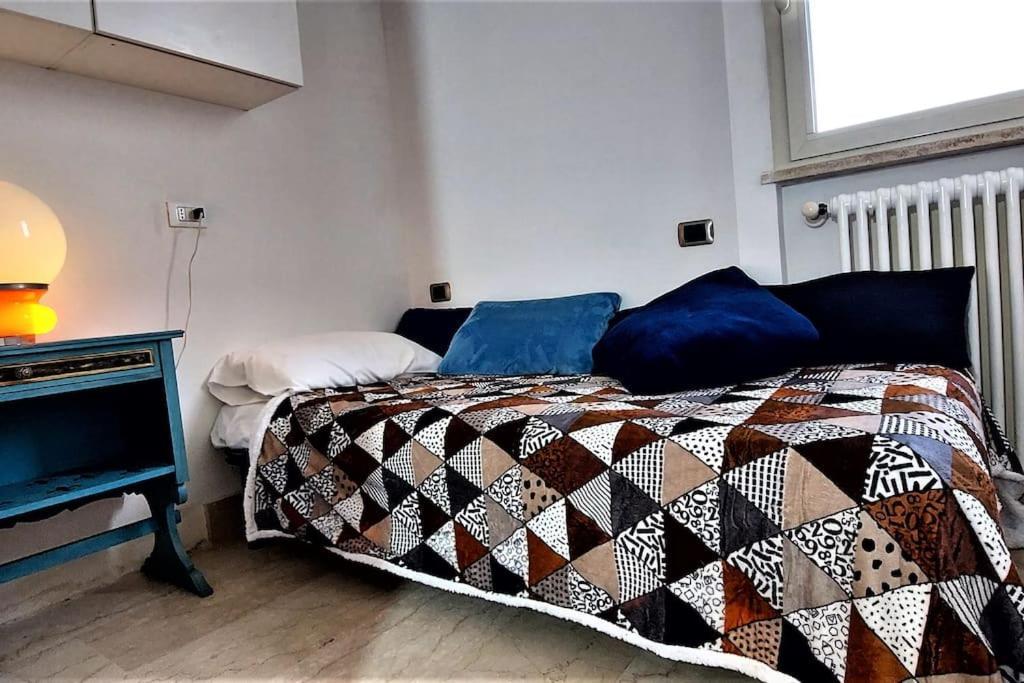 Penthouse Near Rome, Free Parking. Leilighet Roma