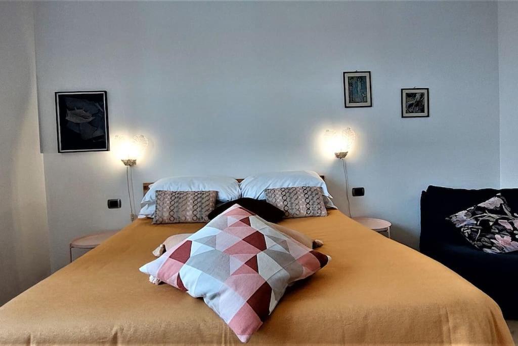 Penthouse Near Rome, Free Parking. Leilighet *