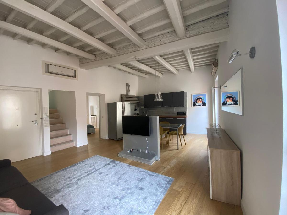 Apartment Pantheon Design Rome