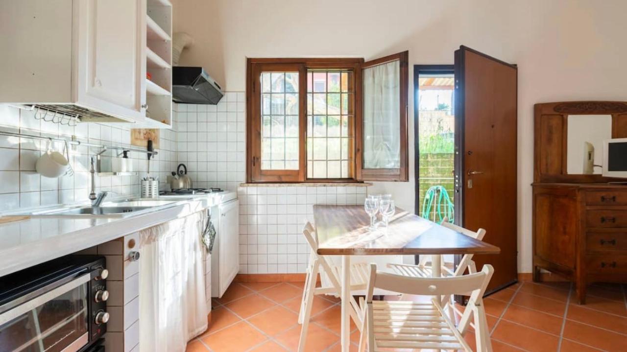Independent House With Private Patio In Feriehus *