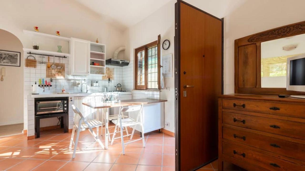Independent House With Private Patio In Feriehus