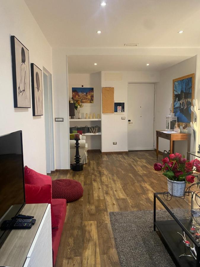 Romantica Apartment