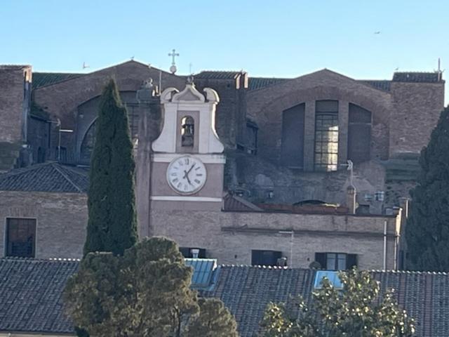 Guest house X2 Con Magnifica Vista Sul Chiostro Di Michelangelo E Le Terme Di Diocleziano Rome