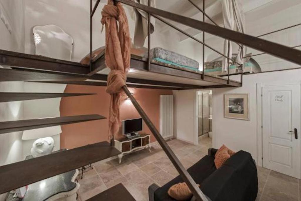 Shabby Loft In Colosseum Leilighet *