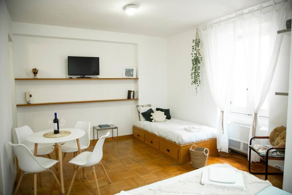 Shabby Shic Studio Al Palatino Leilighet *
