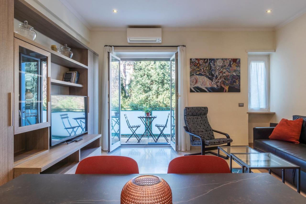 Santa Croce & Mm San Giovanni Apartamento *