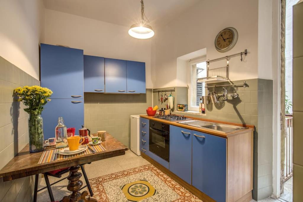 Monti Coliseum 2nd Floor 3 Bedroom Leilighet *