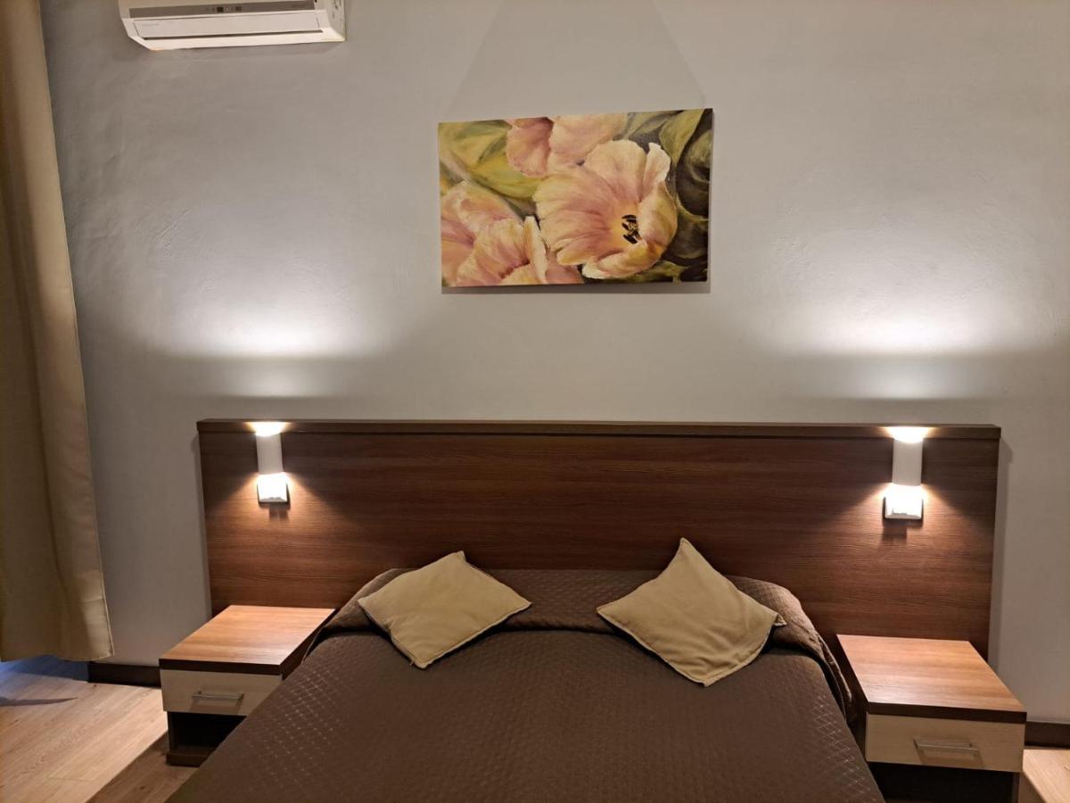 Hotel Leone *