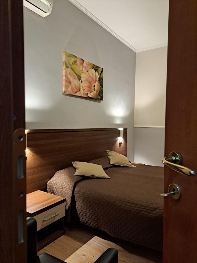 Hotel Leone *