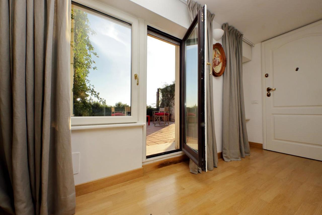 Beautiful Loft In Ponte Milvio With Terrace Apartment Rome
