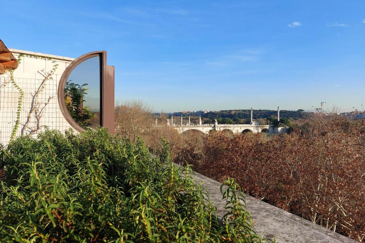 Beautiful Loft In Ponte Milvio With Terrace Apartment *