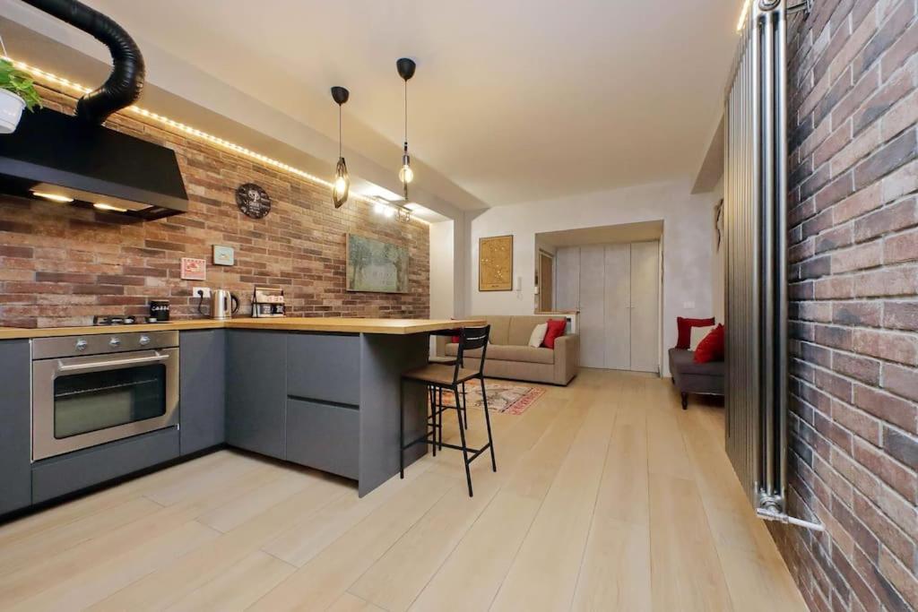 Casina Degli Eroi * Roma