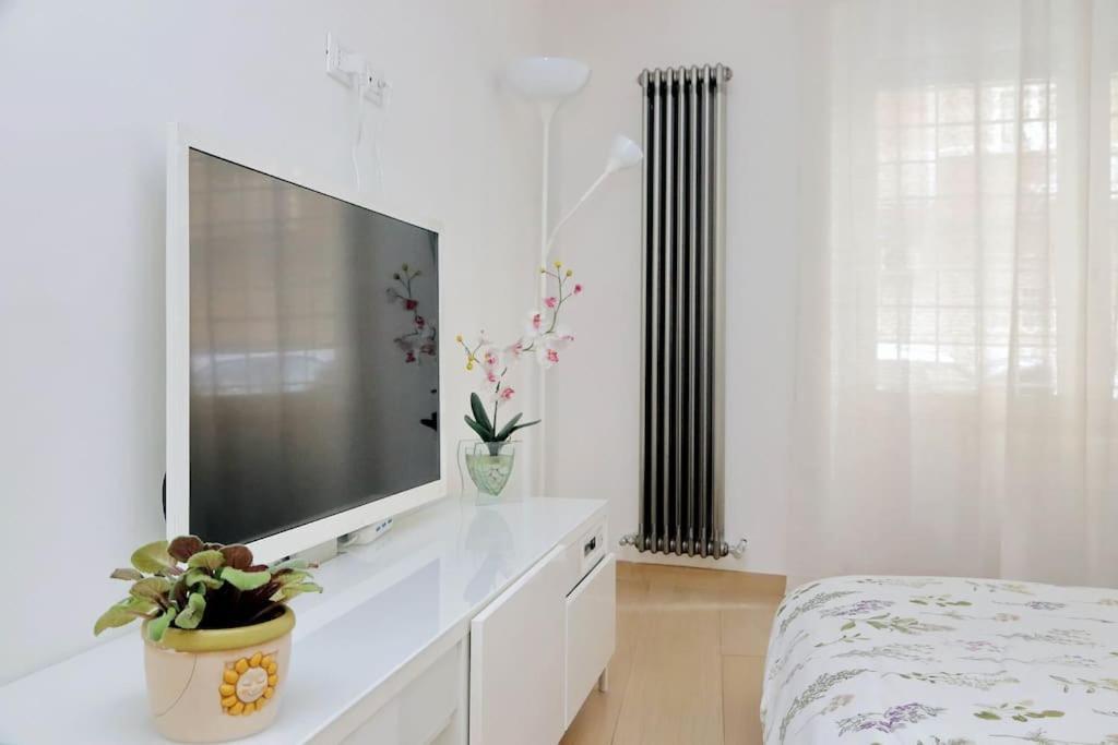 Casina Degli Eroi * Roma