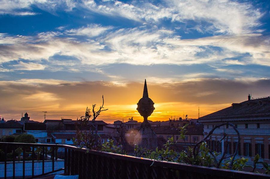 Colonna Palace Hotell 4*