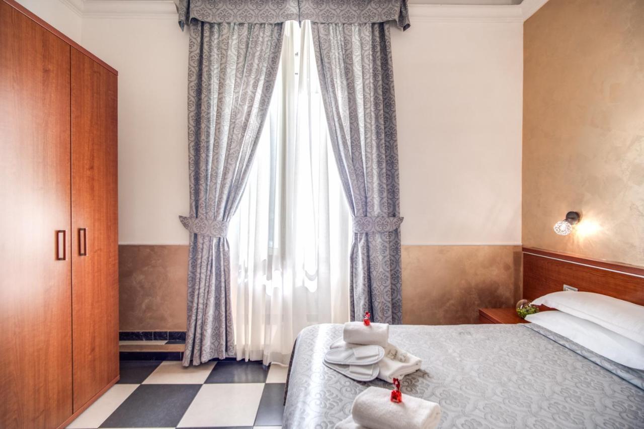 Centro Cavour 3* Rom
