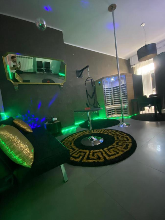 Lovers Excape - Adults Only Apartamento Roma