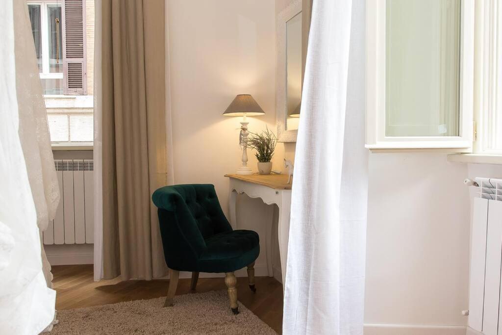Navona Atmosphere A Few Meters From Piazza Navona !! Apartamento