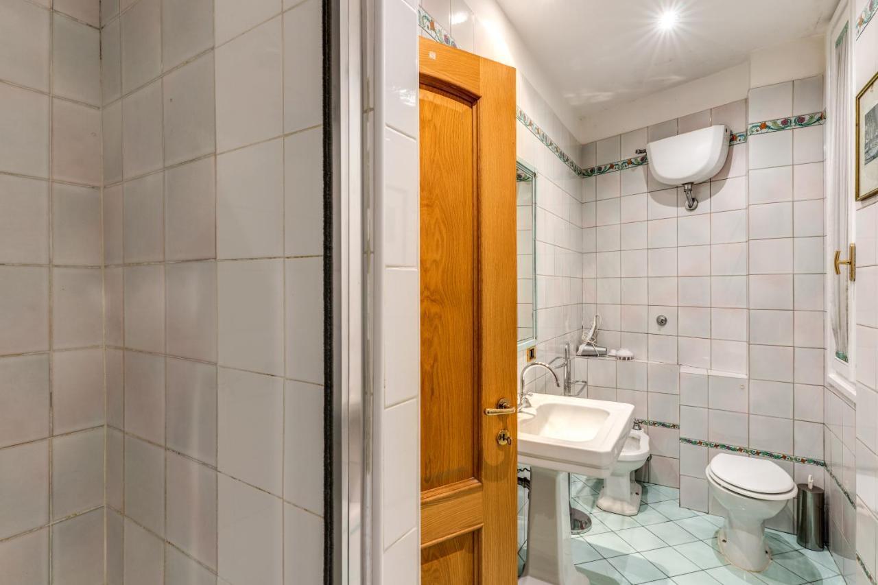 Lovely Flat By The Trevi Fountain Apartamento Roma