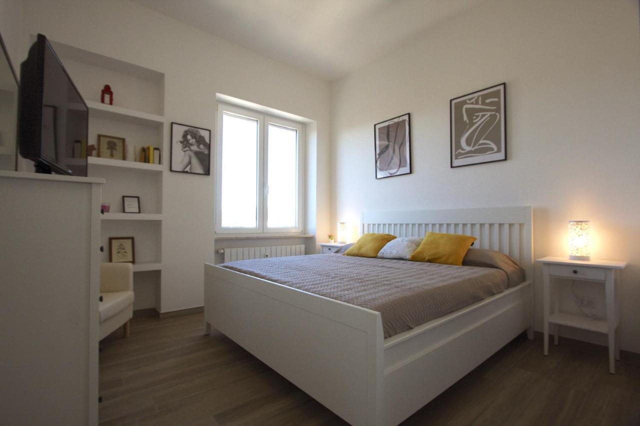 Sunny Flaminio Terrace Penthouse Apartment *