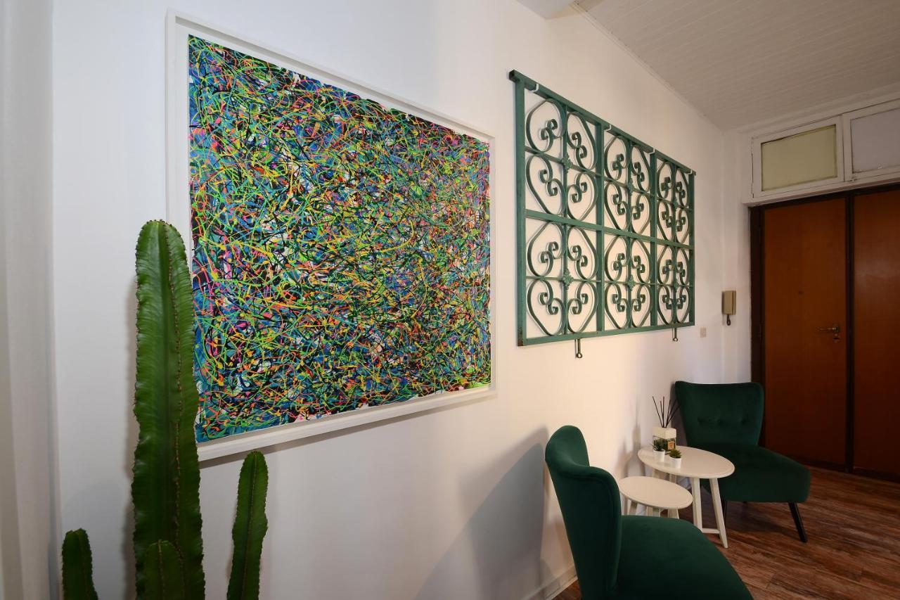 Natale Del Grande 21 Stylish Apartamento