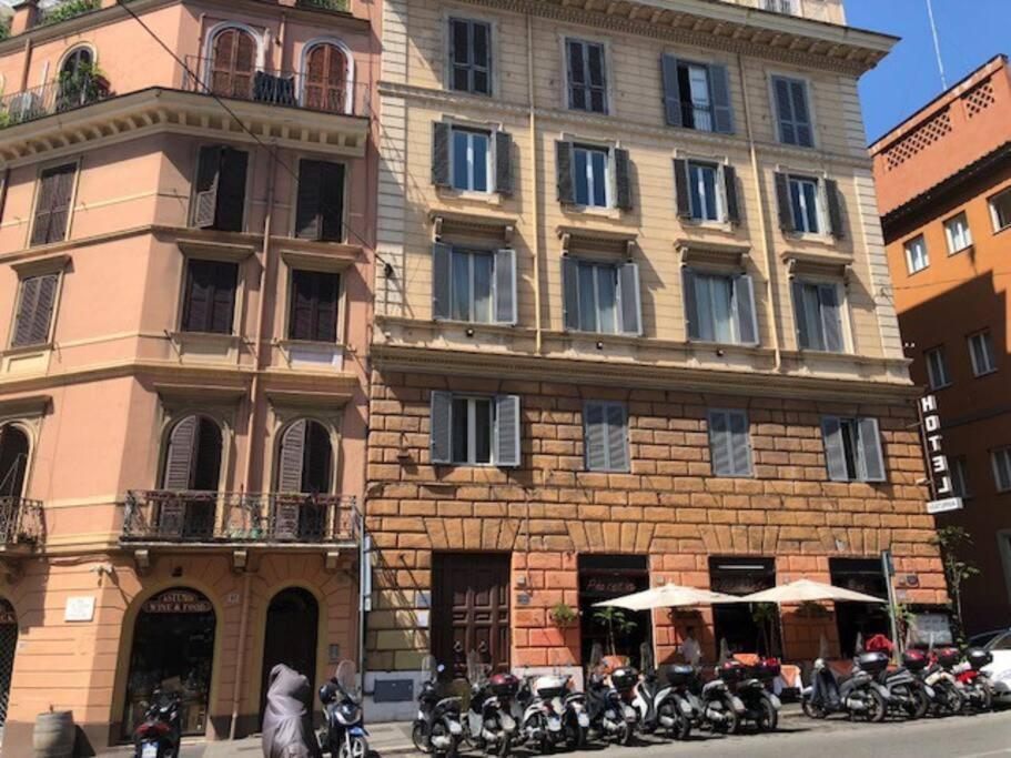 Elle Cavour * Roma