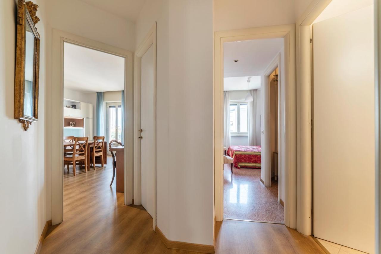Apartment Sunny Piramide