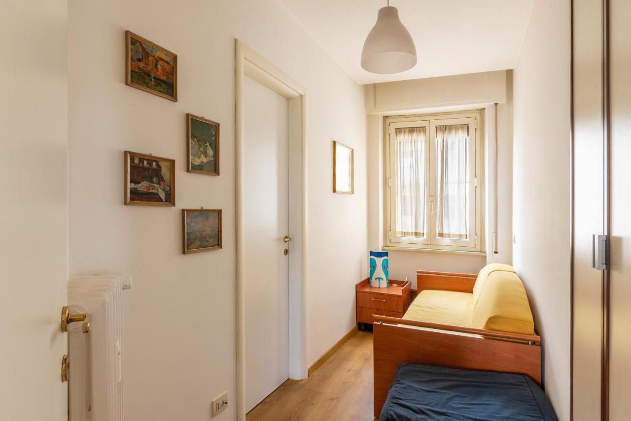 Sunny Piramide Apartment Rome