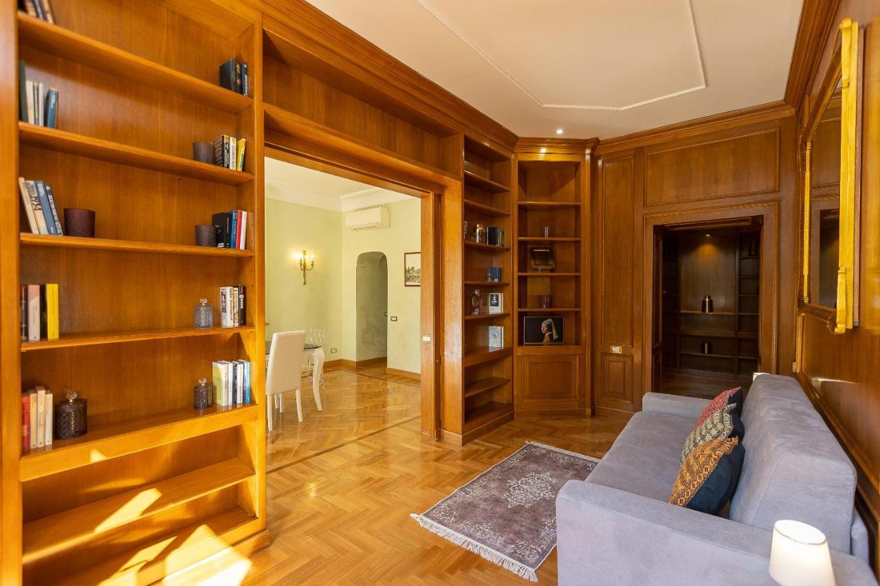 Ludovisi By In Apartment *