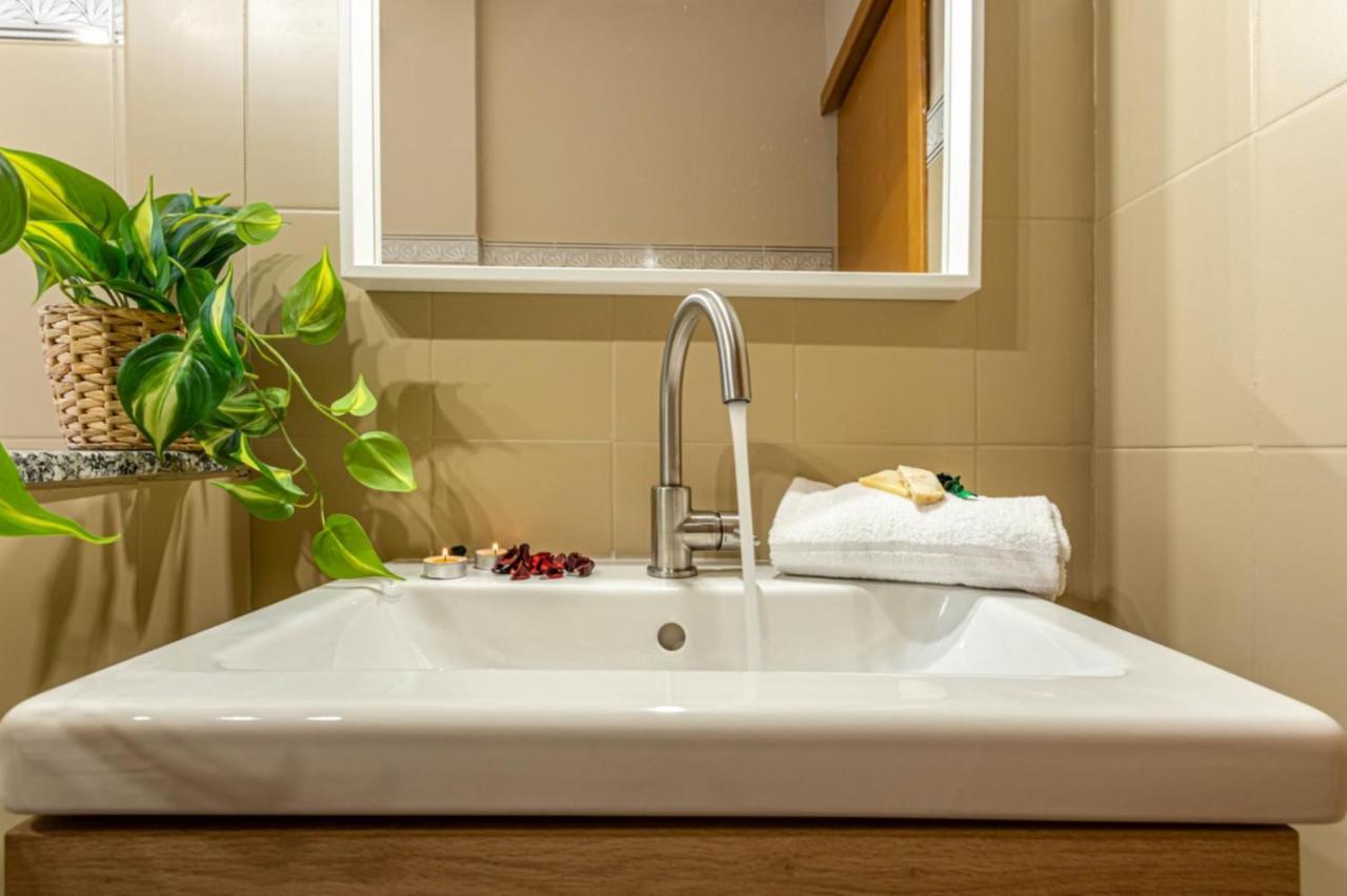 Bubbles A Piazza Trilussa In Trastevere Apartamento Roma