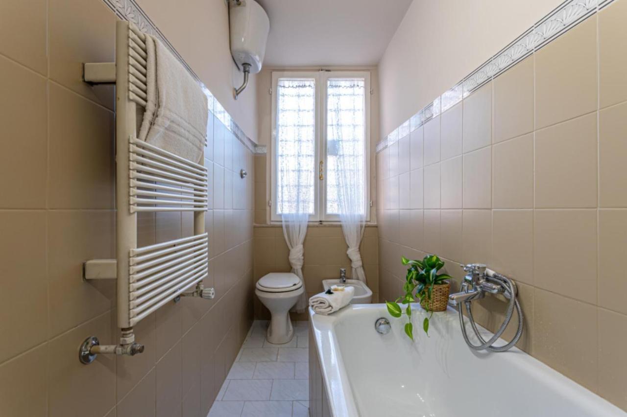 Bubbles A Piazza Trilussa In Trastevere Apartamento Roma