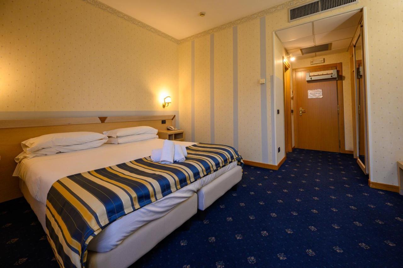 Hotel Torre Di Pratolungo 3*