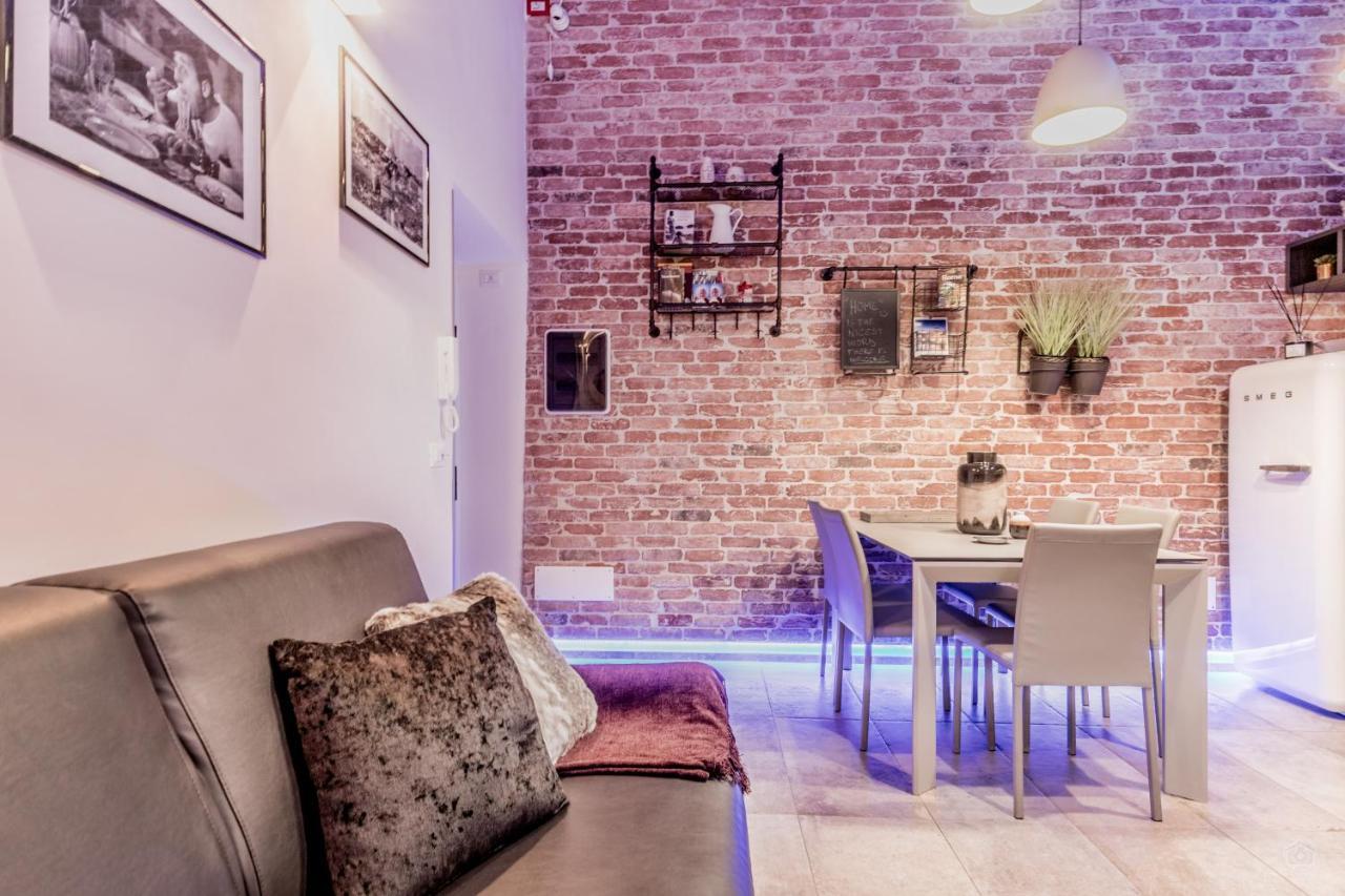 Th Trastevere Luxury-s.cosimato 2bd-2bt