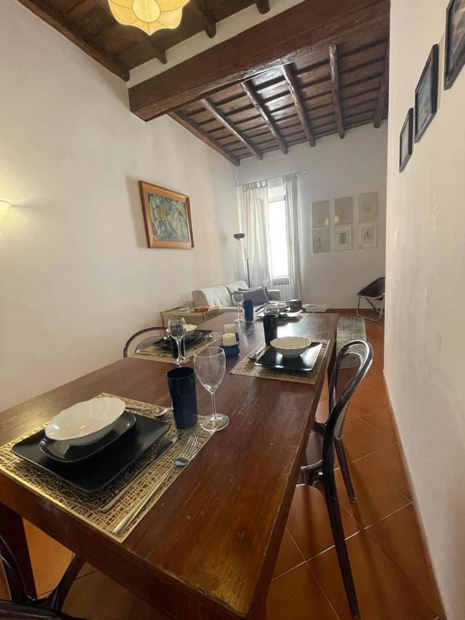 Apartment Borgo Pio Exclusive Rom