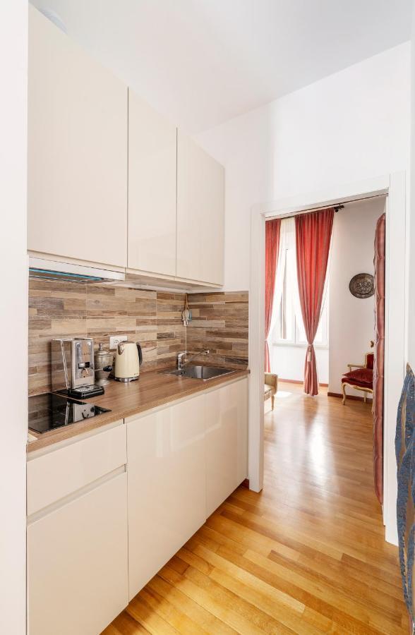 Pantheon Caravaggio's House Apartamento Roma