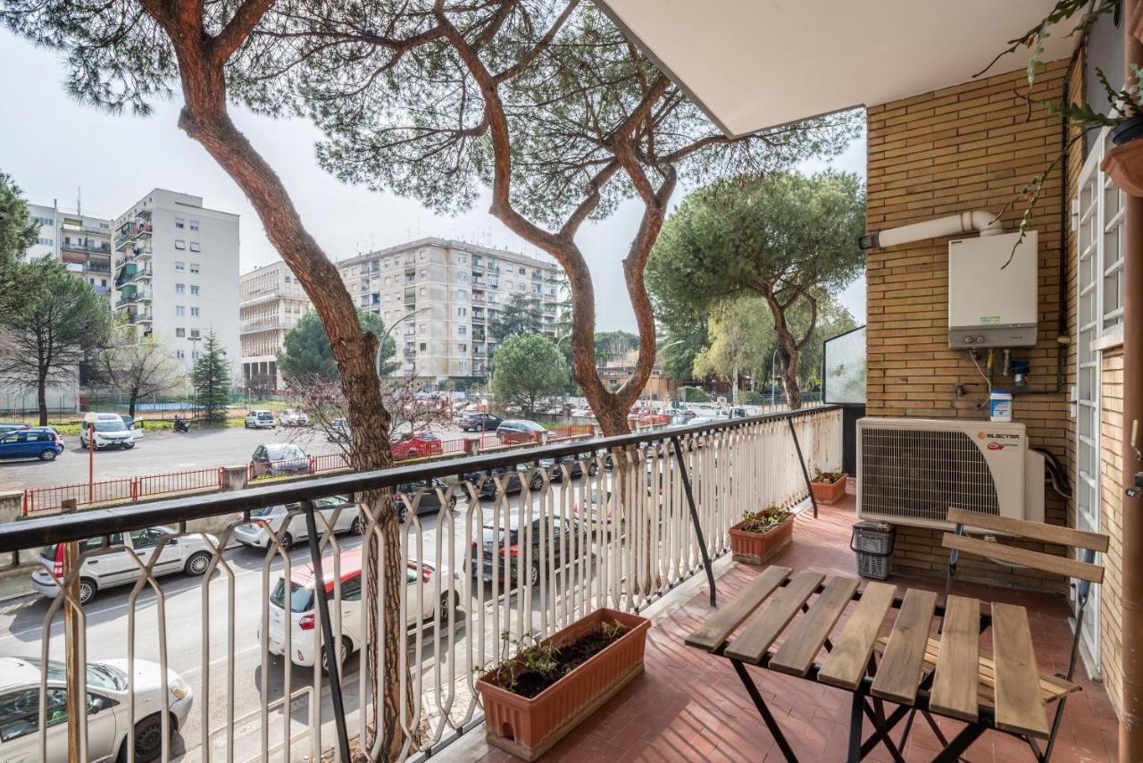 Bright 2 Bedroom And Balcony * Rom
