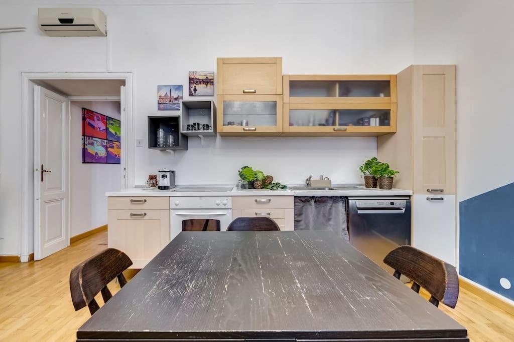 Apartamento L&l Cozy 2-bdr In San Giovanni District *