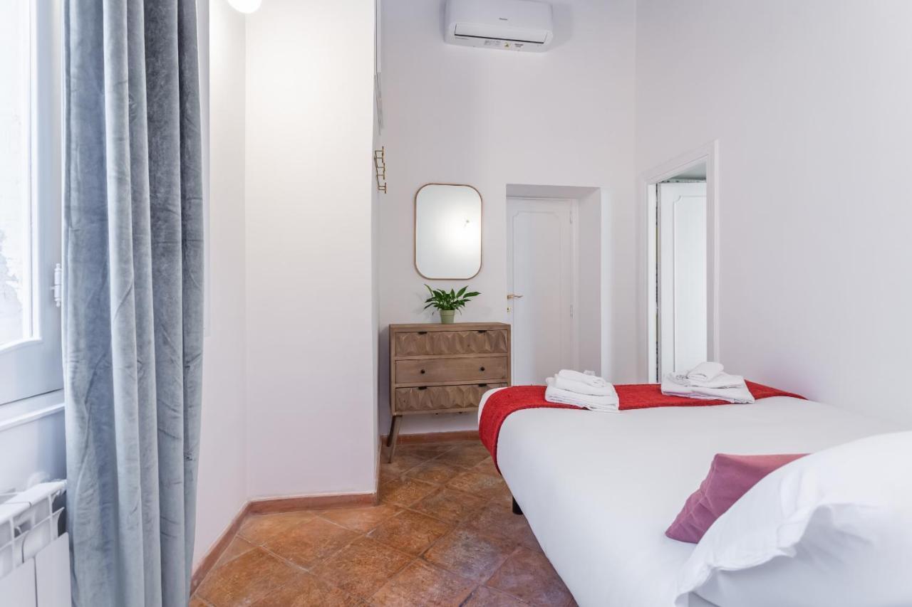 Barberini 3 Bdr * Roma