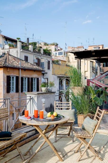 Exclusive, Elegant Apt @monti * Roma