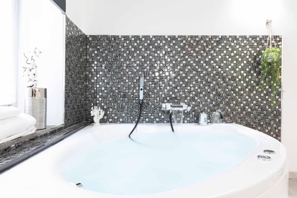 Apartamento Trastevere Silver King Jacuzzisuite -topcollection *