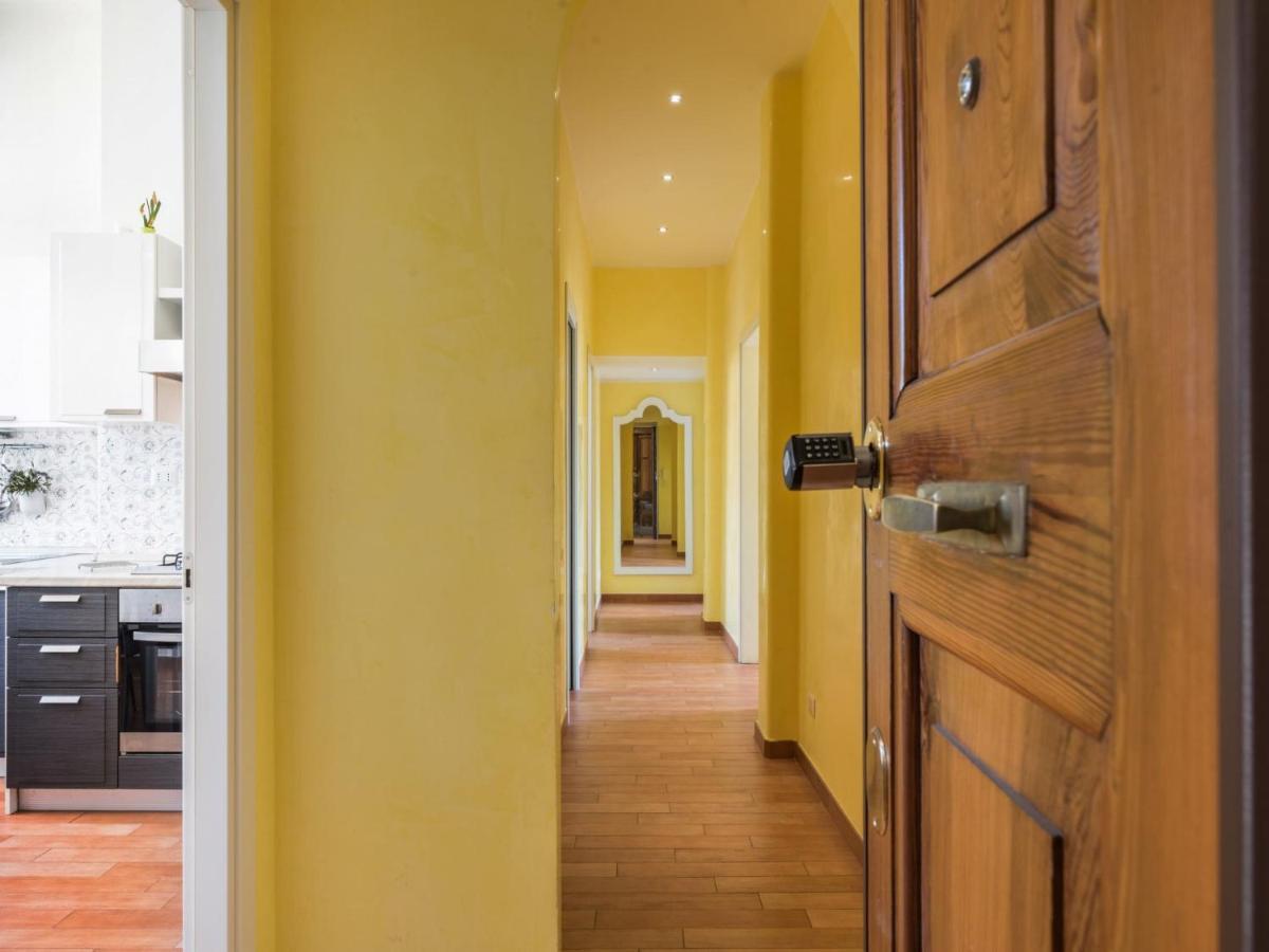 Leilighet The Best Rent - Colourful Two-bedroom Near Termini Station *