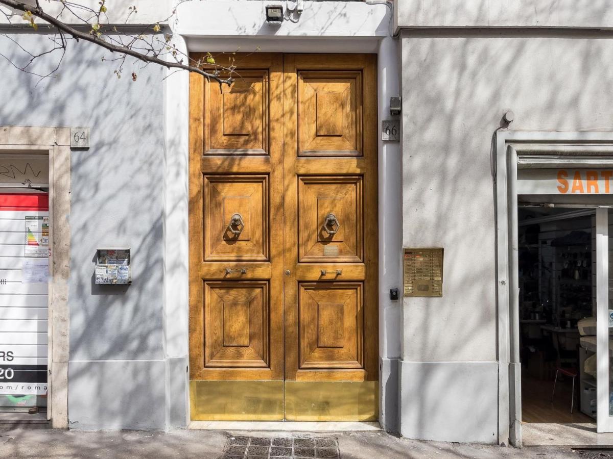 The Best Rent - Colourful Two-bedroom Near Termini Station Leilighet Roma