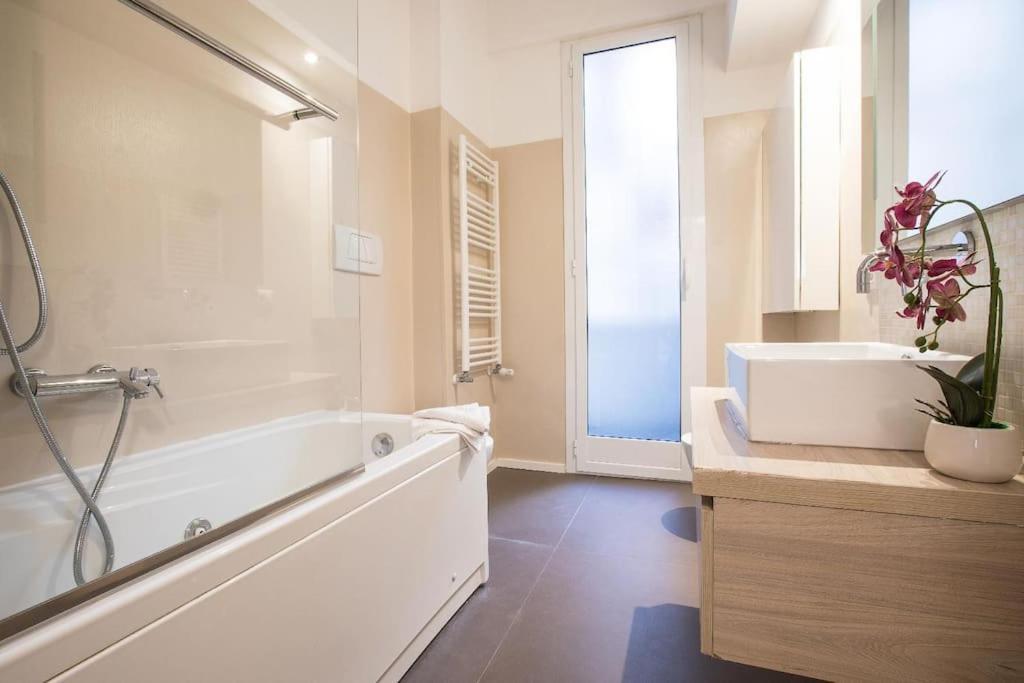 My Trastevere Three Bedroom View -top Collection Apartment Rome