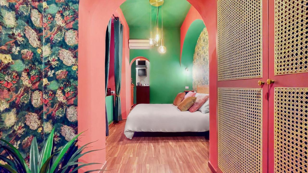 Colosseum Charme Apartment *