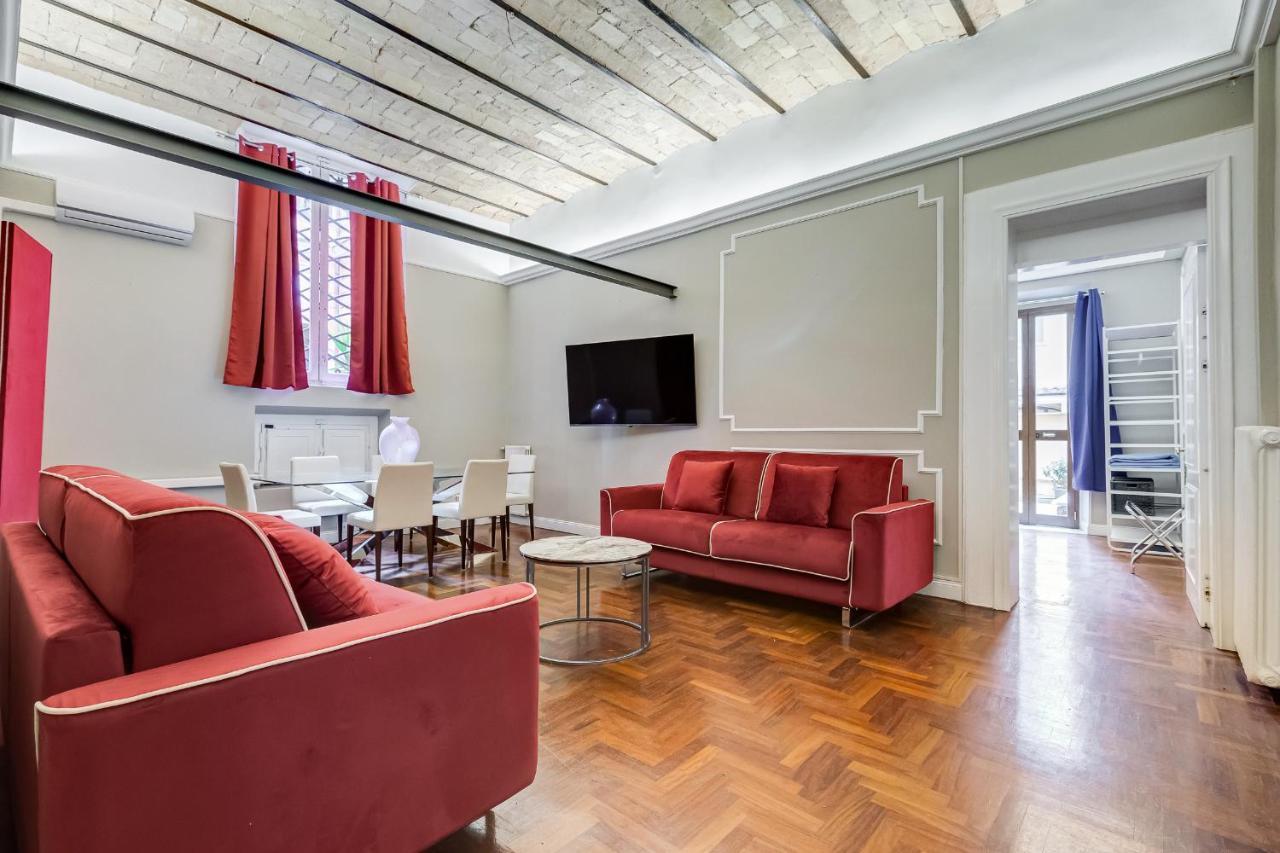 Spanish Garden Apartment *