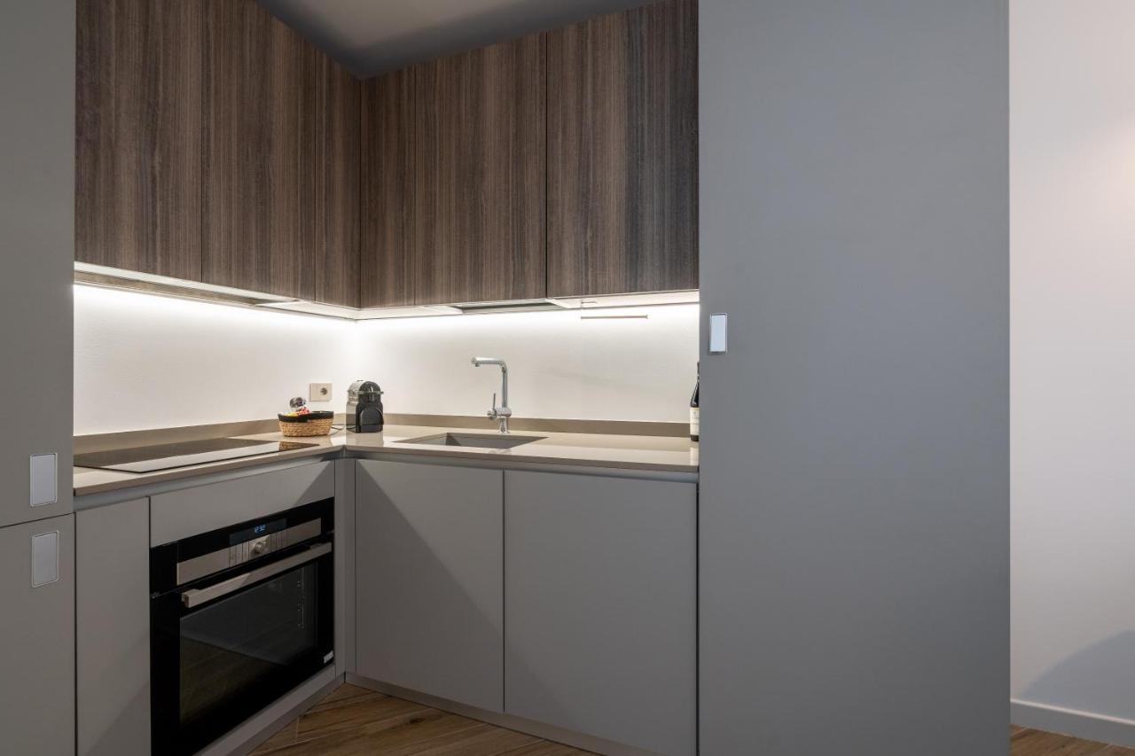 Aurealiving - Trastevere With Rooftop & Gym, Your Place In Apartamento