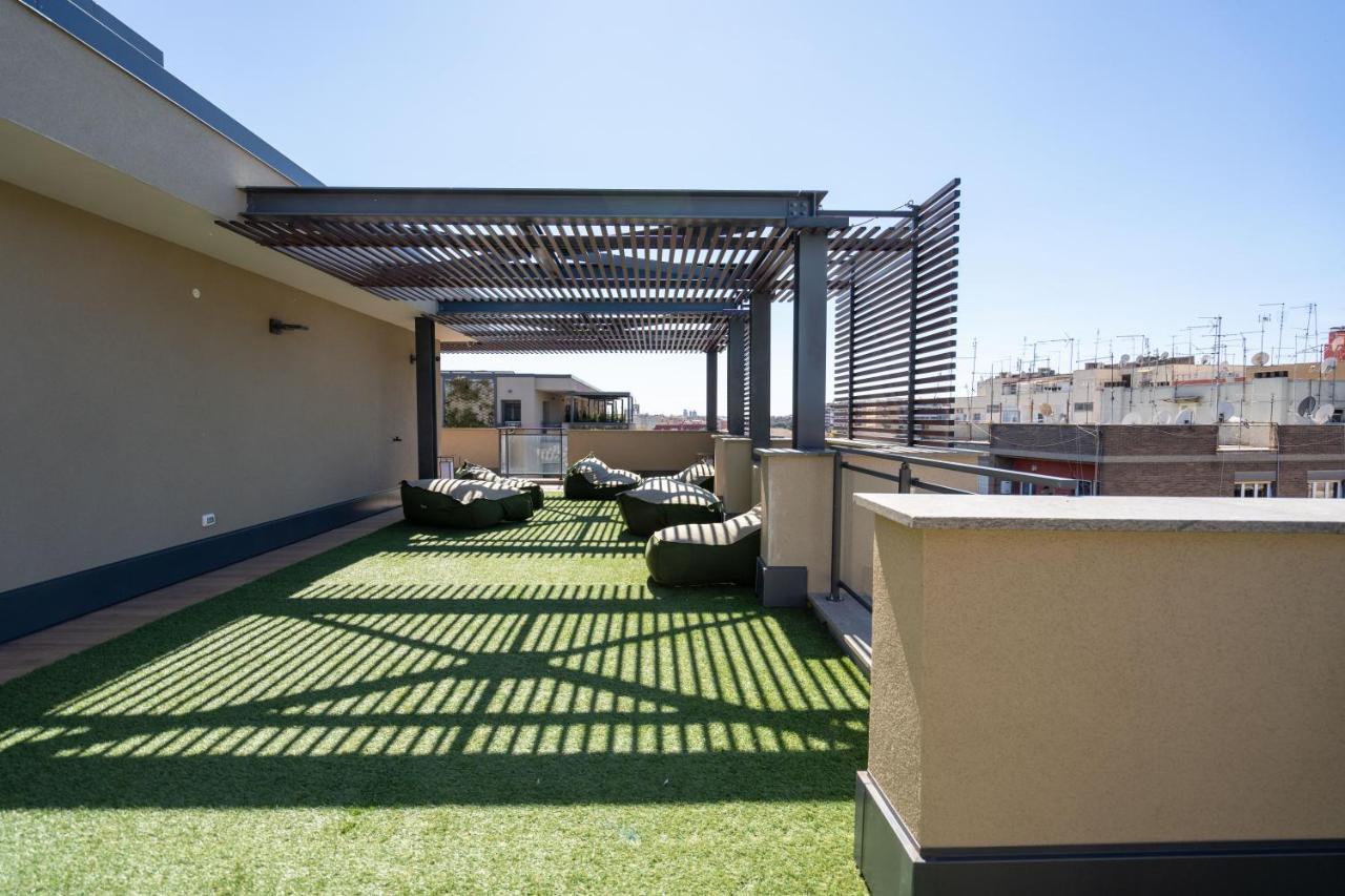 Aurealiving - Trastevere With Rooftop & Gym, Your Place In *