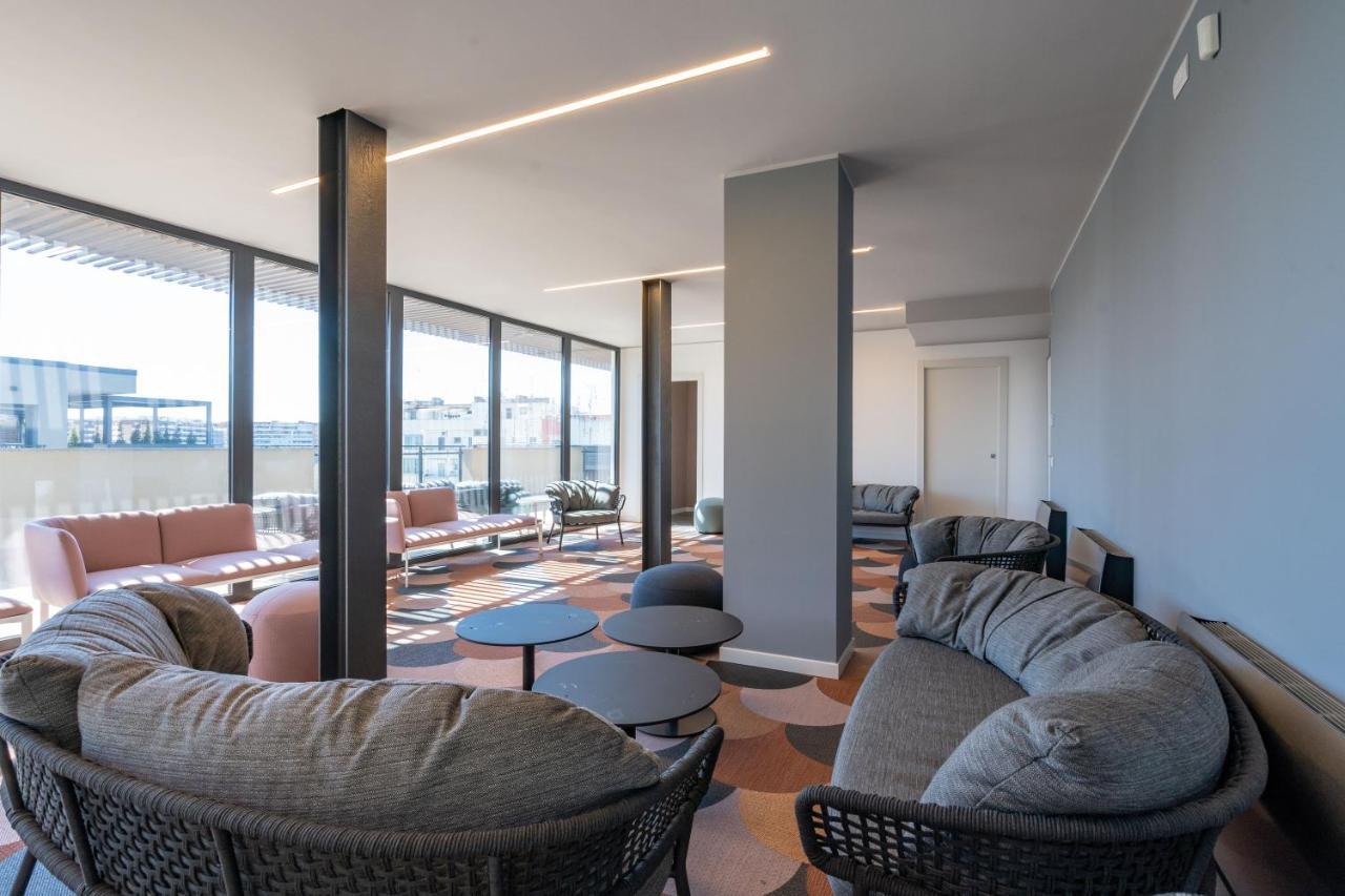 Aurealiving - Trastevere With Rooftop & Gym, Your Place In Roma