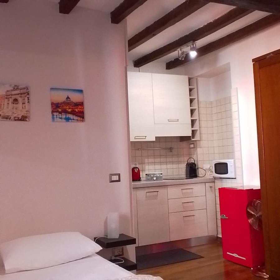 Domus Incantevole Vicino Colosseo Foro Apartamento Roma
